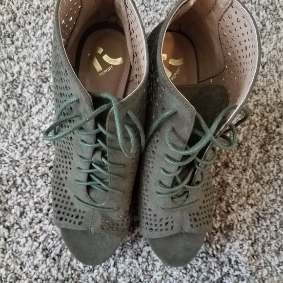 Wedges - Picture 2 of 4